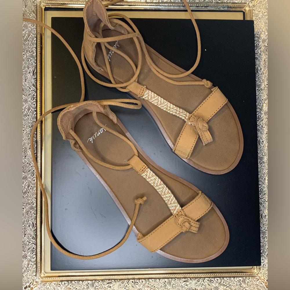 Sanuk Women’s sandal